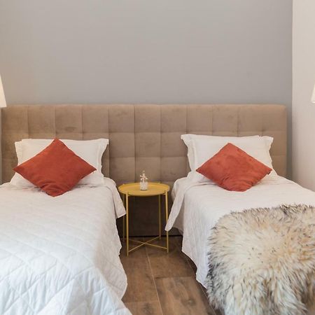 Allstar Boutique House In Downtown, Direct Connection With Airport Atenas Exterior foto